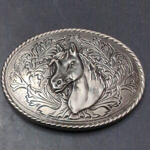 VGT,Ivan Leathercraft Silver Tone  Women's Horse Head Oval Belt Buckle.